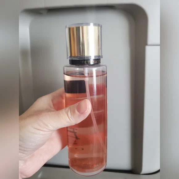 Victoria's Secret "Blush" Fragrance Mist, A Little Bit Used. 8.4 Oz Bottle. - Picture 4 of 5
